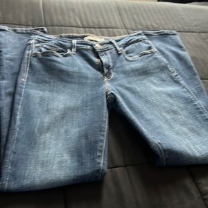 Levi’s med rise skinny jeans